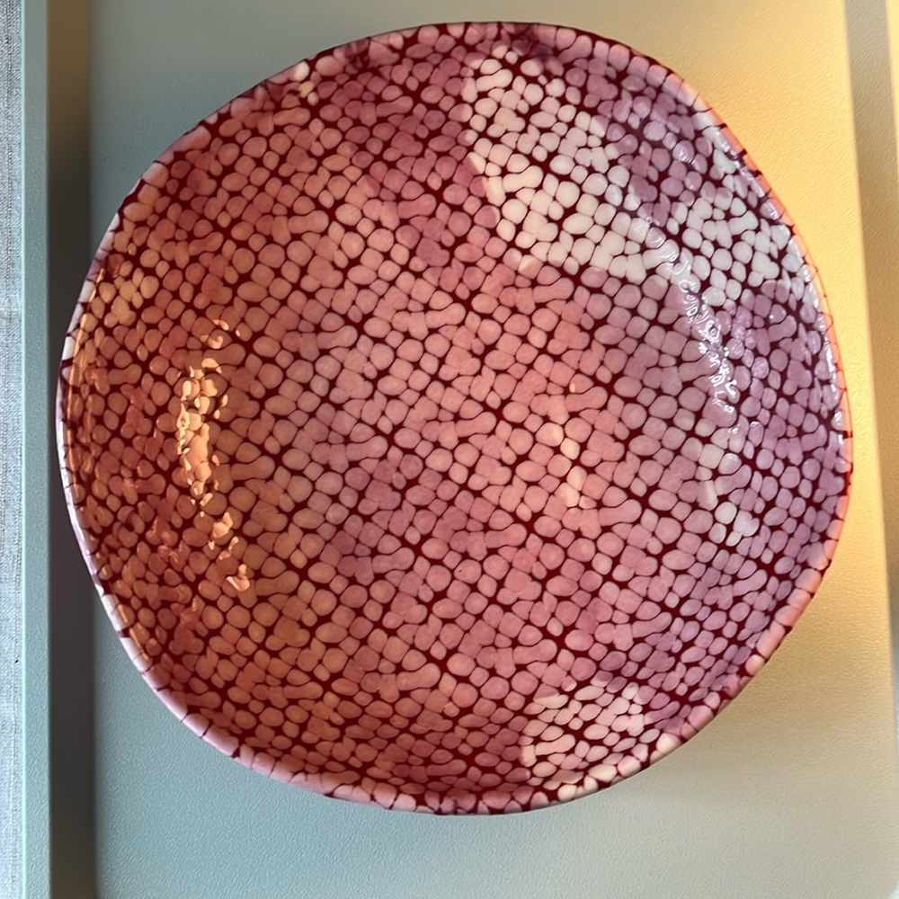 Anthropologie pink ceramic plates. QTY:6